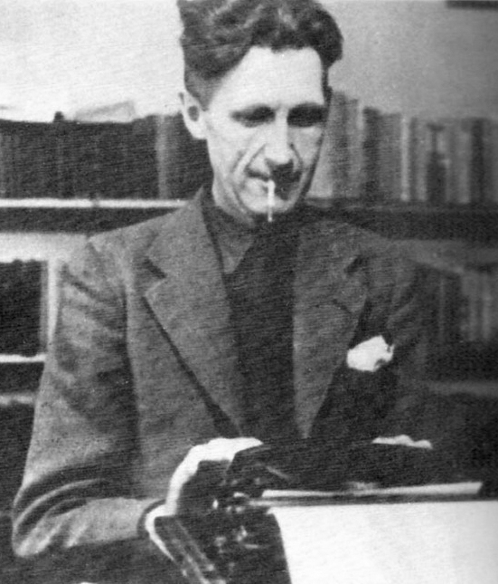 George Orwell 3.jpg - “Se i fatti invece dicono il contrario, allora bisogna alterare i fatti. Così la storia si riscrive di continuo. Questa quotidiana falsificazione del passato, intrapresa e condotta dal Ministero della Verità, è necessaria alla stabilità del regime. [...] La mutabilità del passato è il dogma centrale.”